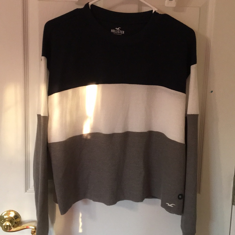 Hollister Sweater/ long sleeve